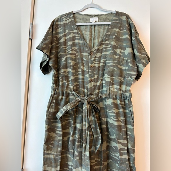 Caslon Linen Camo Jumpsuit - Picture 5 of 8
